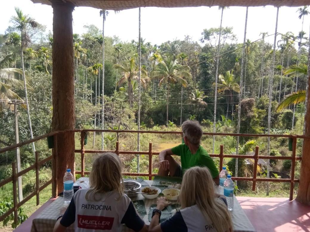 Kalidasa Tree House And Villa, Wayanad Chegāt Buitenkant foto